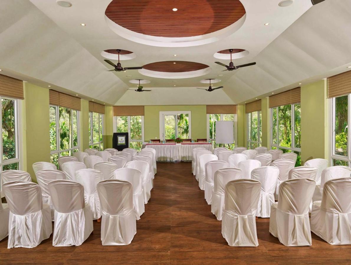 The Woods Resorts Wayanad Sultan Bathery Εξωτερικό φωτογραφία